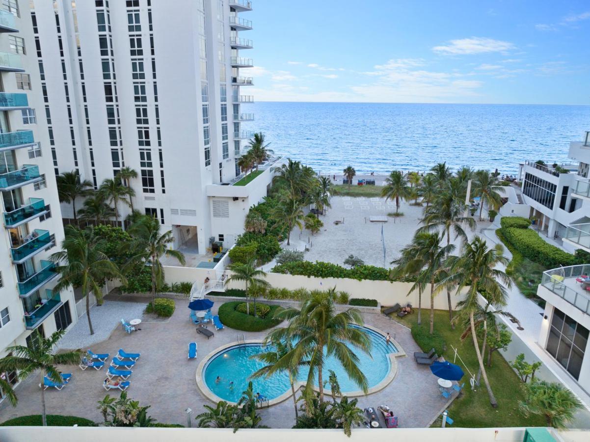 Luxury Beachfront Condo Private Beach Access, Pool & Game Room!!! Hollywood Exterior photo